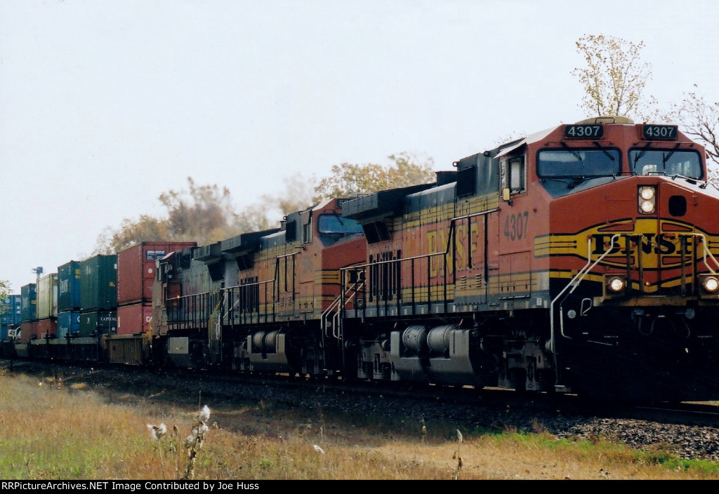 BNSF 4307 West